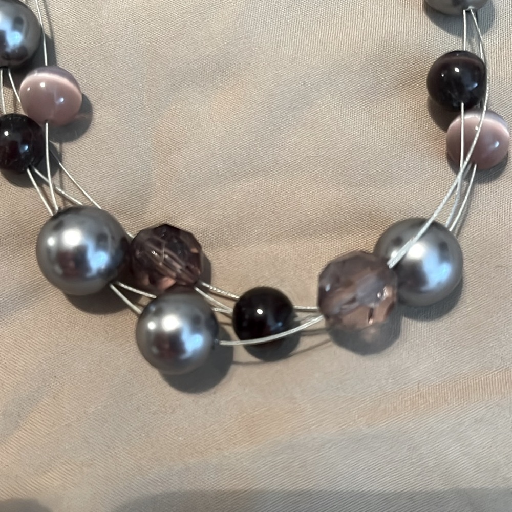 Lia Sophia beaded gem necklace-new with tag $12!